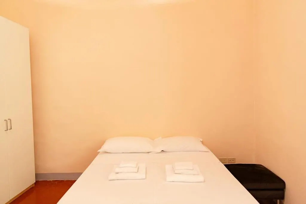 Elegant Apartment Near Piazza Della Signoria Florenz 0*,  Italien