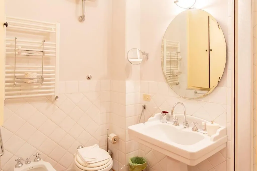 Elegant Apartment Near Piazza Della Signoria Florenz Italien